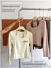 Nuevo para Otoño/Invierno para Mujer, Camiseta Térmica Base Sin Costuras de Modal, Cuello en V, Corte Ajustado, Top Interior Cálido 715