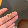 Pendientes de botón de plata de ley S925 chapados en oro de 18 quilates con diseño de encaje Retro Huecos Sencillos Temperamento Versátil Nicho Pendientes de Alta Gama Joyería para Orejas