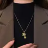 Nuevo Collar con Colgante de Caballo Hielo Triturado Amarillo Elegante Estilo Chino para Mujer, Nuevo Modelo 2026, Cadena Clavicular para Suéter Moneda de Cobre