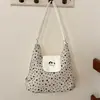 A bolsa pequena e fresh estilo coreano popular deste ano para mulheres é a nova estrela de outono de 2026, bolsa de ombro, mochila versátil