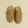 Sandálias Birkenstock fechadas no bico, estilo retrô francês, com sola macia, para mulheres, nova coleção outono 2026, estilo confortável e relaxado, mules Birkenstock de couro macio