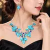 Set de Collar y Pendientes de Aleación con Esmalte de Hoja Incrustado de Diamantes Transfronterizo Europeo y Americano para Mujer Cadena de Clavícula Versátil Directo de la Fábrica Fuente