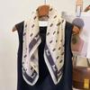 ¡Estilo a la moda! Pañuelo Cuadrado, Pañuelo de Seda, Estilo Primavera y Otoño 2025, Versátil, Tacto de Terciopelo, Moderno, Retro, Suave, Pañuelo de Alta Gama