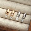 Brincos de Prata 925 Esterlina com Zircônia em Gota Brilhante para Mulheres Estilo K Simples Design de Nicho Luxo Acessível Brincos Exquisitos 064A