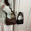 Patrón Tejido Suave Texturizado 2026 Bolso Sencillo y de Moda para el Trabajo Bolso de Hombro Plegado para Debajo del Brazo Bolso de Mano para Mujer