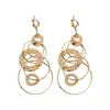 Pendientes de borla de metal plisado redondo anudado estilo europeo y americano Pendientes de botón versátiles Pendientes de atmósfera nicho Aros para orejas de mujer