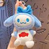 Llavero con colgante de muñeco de peluche de dibujos animados, creativo, Sanrio, pareja, bolso de coche, adornos, pequeño regalo al por mayor