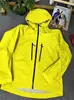 Chaqueta Hardshell Impermeable y Cálida con Sellado de Costuras Sin Costuras, Abrigo Casual con Capucha, Adecuado para Todas las Estaciones, Estilo Outdoor para Pareja