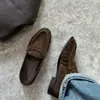 2026 Nuevos Mocasines de Cuero Vintage para Mujer con Punta Redonda, Diseño Plisado, Tacón Grueso, Zapatos Slip-On Versátiles para el Trabajo