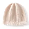 Novo chapéu de cashmere com proteção para as orelhas para mulheres, quente e à prova de frio, chapéu simples versátil à prova de vento, touca para atividades ao ar livre, chapéu para ciclismo à prova de frio