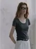 Camiseta minimalista estilo francês cinza escuro de manga curta para mulheres, slim fit de verão, amiga da pele, respirável, top básico para o dia a dia, leve