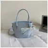 Bolso de Mano Nuevo, Elegante y Único para el Verano 2026, Bolso de Hombro de Moda, Bolso Saco Dulce y Casual con un Ambiente Relajado