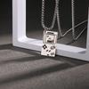 Tendencia explosiones Joker personalidad moda suéter cadena pareja accesorios nicho hombres collar mujer titanio acero joyería al por mayor