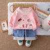 Conjunto Casual Estiloso para Meninas Primavera e Outono Roupas de Outono para Bebês 2025 Novo Moletom Infantil Conjunto de Duas Peças Roupas Infantis