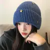 Gorro grueso estilo coreano de estrella azul tridimensional cálido para mujer, turbante de otoño e invierno, gorro de punto adelgazante para clima frío