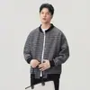 Anyang 2026 Outono Novo Cardigan Moletom Gola Baseball Jaqueta Listrada Casual Solta Top Tendência Atacado