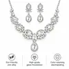 Conjunto de collar y pendientes de piedras preciosas estilo palacio retro europeo y americano, una pieza lujosa y elegante con circonita cúbica en forma de lágrima, perfecto para novias y vestidos de noche