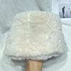 Sombrero de pescador de felpa de angora rojo de alta calidad de Corea del Sur para mujer, sombrero tipo cubeta de imitación de piel cálido para otoño e invierno, protección para los oídos.