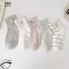 Calcetines para niñas Yishuangshuang, nuevos calcetines de otoño e invierno con forma de corazón de dibujos animados hasta la mitad de la pantorrilla, algodón peinado, calcetines estilo Miu con letras y caras sonrientes para estudiantes