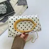 Bolso de hombro y bandolera para mujer de moda transfronterizo 2026, diseño de nicho nuevo, elegante y único, bolso cuadrado pequeño casual y simple