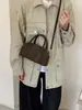 Nuevo Diseño Retro de Nicho Otoño/Invierno 2026 Bolso Boston de Gamuza Almohada Bolso de Hombro Cruzado de Moda