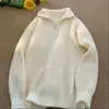 Venta directa de fábrica suéter pullover con cremallera y cuello medio alto para hombre, top retro estilo Hong Kong para otoño e invierno, tejido para pareja estilo japonés