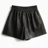 Couro Lavável 2026 Outono/Inverno Novo Shorts de Couro PU Feminino Cintura Alta Elástico Solto Emagrecedor Versátil Linha A Perna Larga Bootcut