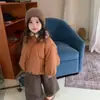Ropa Infantil Estilo Coreano 2026 Invierno Niñas Moda Gruesa Forrada de Felpa Algodón Chaqueta Niña Pequeña Elegante Dibujos Animados Casual Abrigo de Algodón Ropa de Abrigo