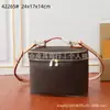 Bolsa de Maquiagem Presbiópica de Couro Genuíno Transfronteiriça de Guangzhou Bolsa de Mão Feminina Bolsa de Higiene Pessoal Estampada Retrô Bolsa Modificada de Segunda Mão