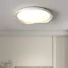 Luminária de Quarto 2026 Novo Modelo Moderna Minimalista Redonda de Alto Padrão Luminária de Estudo Estilo Creme Quente Luminária de Teto para Quarto Infantil