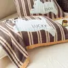 Toalla de Almohada de Gasa de Algodón Puro de Cuatro Capas Clase A, un Par de Toallas de Almohada de Dibujos Animados, Anti-Aceite, Nuevos Estilos de Protectores de Almohada para Todas las Estaciones