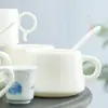 Xícara e Pires de Café Branco Puro Yuerui Xícara e Pires de Porcelana Branca Europeia Xícara para Chá da Tarde Xícara para Chá de Flores Xícara Britânica Hotel Logotipo Imprimível