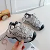 Zapatos de Playa de Malla Transpirable de Moda para Niños 2026 Nuevas Llegadas Primavera/Verano Zapatos Deportivos Versátiles para Niños Sandalias Huecas de Punta Cerrada