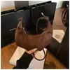 Bolsa de comercio exterior transfronteriza de la fábrica de origen, bolso bandolera tipo dumpling, bolso de cuerno de gamuza, bolso cruzado simple