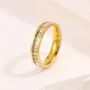 Anel mais vendido transfronteiriço, anel de diamante colorido céu estrelado de nicho de luxo leve, aço titânio, moderno e de alto valor, anel personalizável