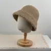 Nuevo Sombrero de Pescador de Ala Ancha Cara Lisa Otoño Invierno Versátil Hace que la Cara Parezca Más Pequeña Plegable Cálido Protección contra el Frío Sombrero de Cubeta Sombrero de Cuenca Mujeres
