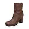 Bota Curta de Comércio Exterior com Zíper Lateral Moda Salto Bloco Bico Abertura Botas Femininas 2026 Design de Nicho Transfronteiriço Botas Curtas de Couro Genuíno Botas de Casco de Porco