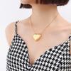 Collar con colgante de corazón simple de moda europea y americana ins Joker para mujer acero de titanio transfronterizo que no se desvanece joyería al por mayor