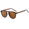 Gafas de sol cibernéticas rojas de TikTok de estilo coreano para mujer, tendencia 2021, nuevas gafas de sol de moda con montura pequeña ovalada de té con fotografía callejera