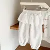 Lindo conjunto de bebê menina estilo cartoon novo para bebês de um ano, moda duas peças para primavera/outono