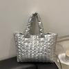 Bolso de Mano Rígido Estilo Perezoso para Viajes 2025 Primavera Nueva Moda Diseño de Nicho Gran Capacidad Bolso Tote Personalizado