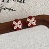 Brincos Retro Vermelho Vinho com Esmalte Pingado e Zircônia para Mulheres, Novo Estilo Popular, Sensação de Alto Padrão, Brincos Vermelhos de Trevo Novo Ano