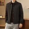 Chaqueta de Plumas para Hombre Otoño e Invierno Cuello Solapa Estilo Ropa de Trabajo Estándar Nacional 90% Plumón de Pato Blanco Cálida Joven Lujo Tendencia Abrigo Resistente al Frío