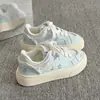 Zapatos de lona bordados con estilo, perfectos para primavera y verano, con un diseño único, un aire retro, estilo versátil, suelas gruesas y un look casual y deportivo con cordones