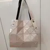 Bolso Original Japonés Acolchado Geométrico de Diamantes Nuevo Bolso de Hombro Cuadrado Grande en Forma de Diamante Estilo Commuter para Mujer