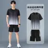 Traje deportivo de verano para jóvenes, pantalones cortos de seda de hielo de secado rápido, ropa deportiva de manga corta, camiseta informal transpirable para correr de verano para hombres