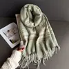 Cachecol Xadrez Casual Moda Outono e Inverno Quente Xale Feminino Versátil Roupa de Trabalho Fio de Lã com Franjas Cachecol de Imitação de Caxemira
