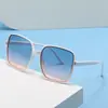 Gafas de sol cuadradas de moda con tachuelas de arroz para mujer, gama alta 2025, mismo estilo que las celebridades de Internet Little Red Book, para salir, protección solar