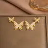 [Set] Collar y Pendientes Populares Europeos y Americanos de Mariposa Acero de Titanio Lujo Accesible Exquisito Nuevo Cadena de Clavícula de Gama Alta Joyería