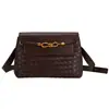 2026 Bolsa Mensageiro de Trama Cruzada Feminina Retro Fashionável Tendência Bolsa de Ombro Único Versátil para o Dia a Dia Bolsa Transversal de Grande Capacidade
